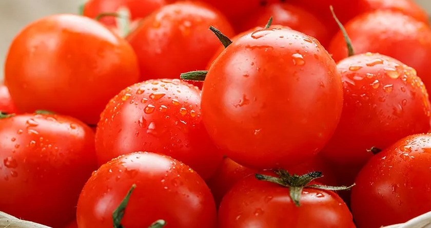 Что советуют опытные хозяйки, чтобы томаты не лопались в банках
